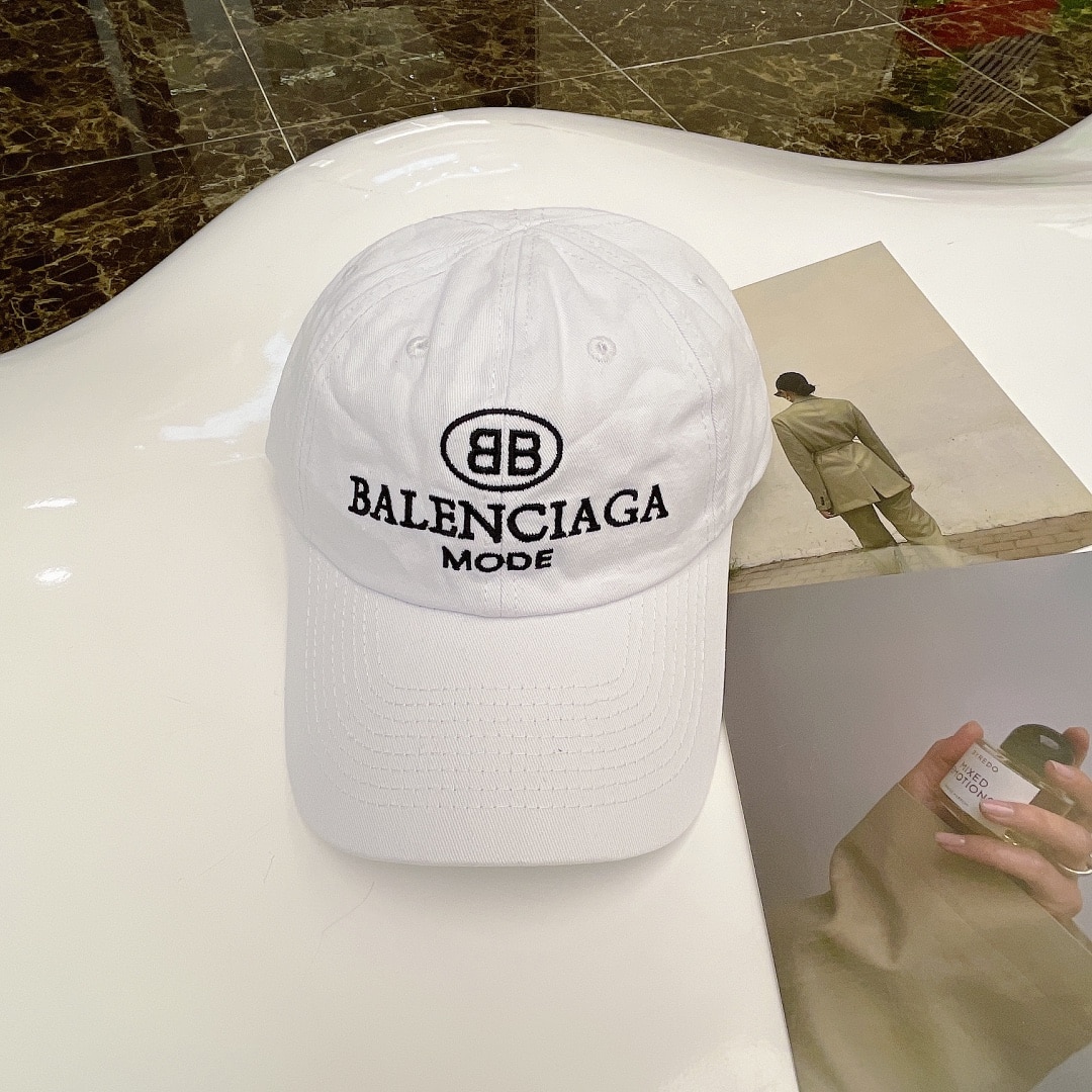 Balenciaga Logo Cap In White