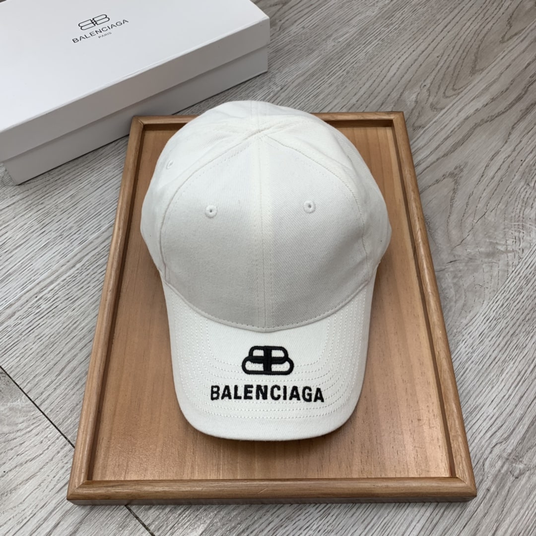 Balenciaga Logo Cap In White