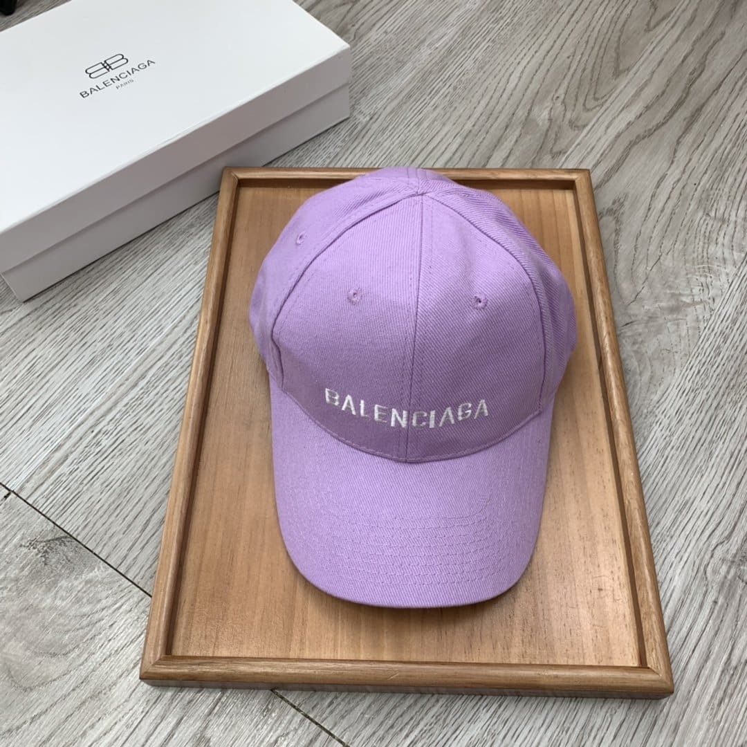 Balenciaga Logo Front Cap In Purple