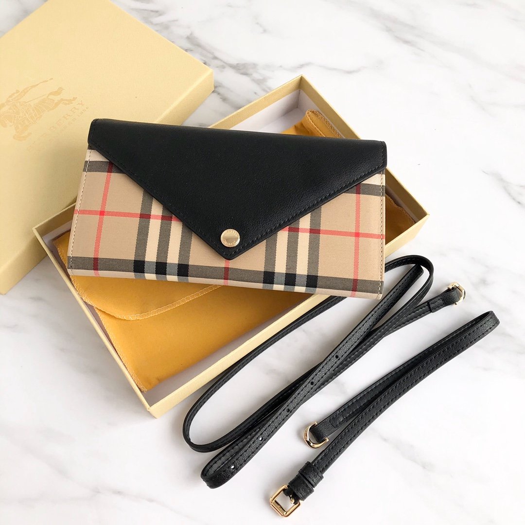 Burberry Vintage Check and Leather Continental Wallet Black 20cm – Fapert