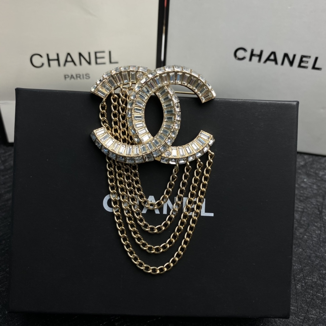 Chanel Brooch Cc 1085