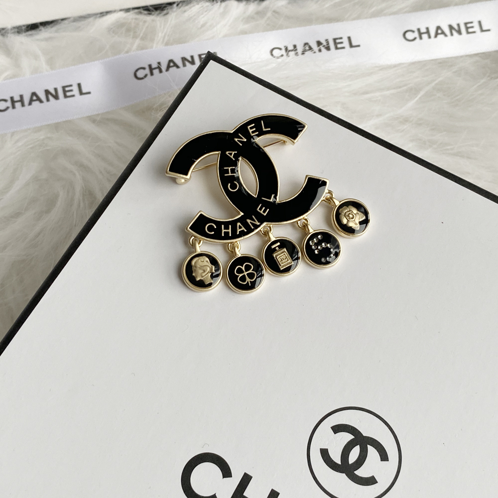 Chanel Brooch Cc 2348