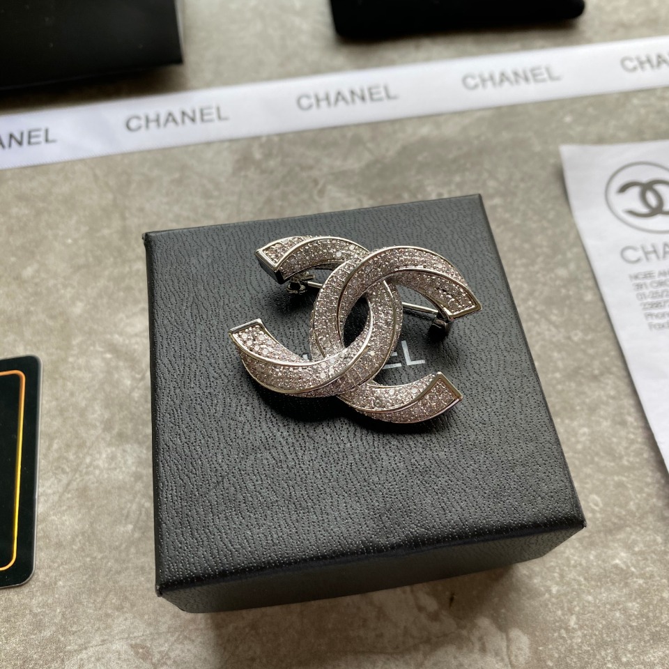 Chanel Brooch Cc 2394