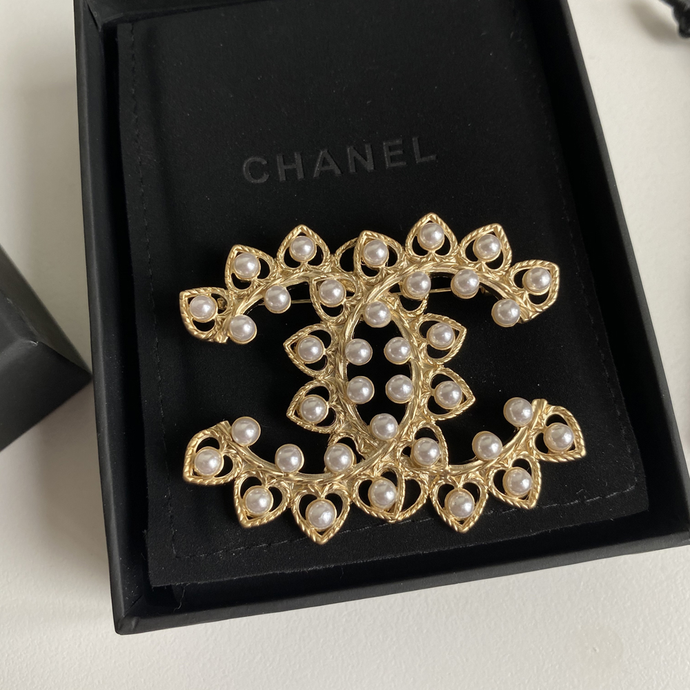 Chanel Brooch Cc 29800