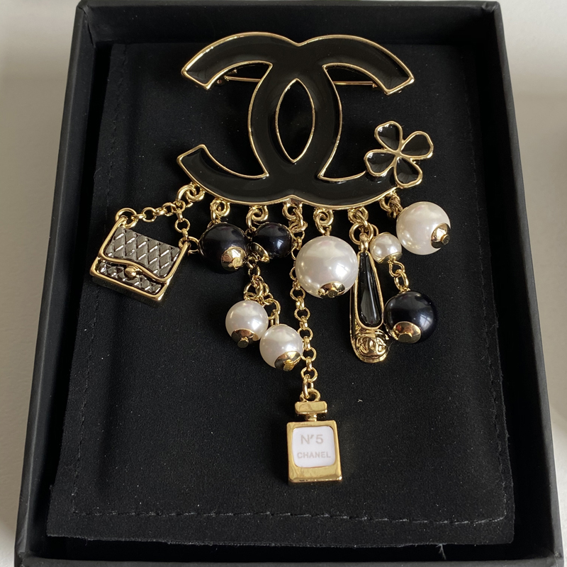 Chanel Brooch Cc 342489