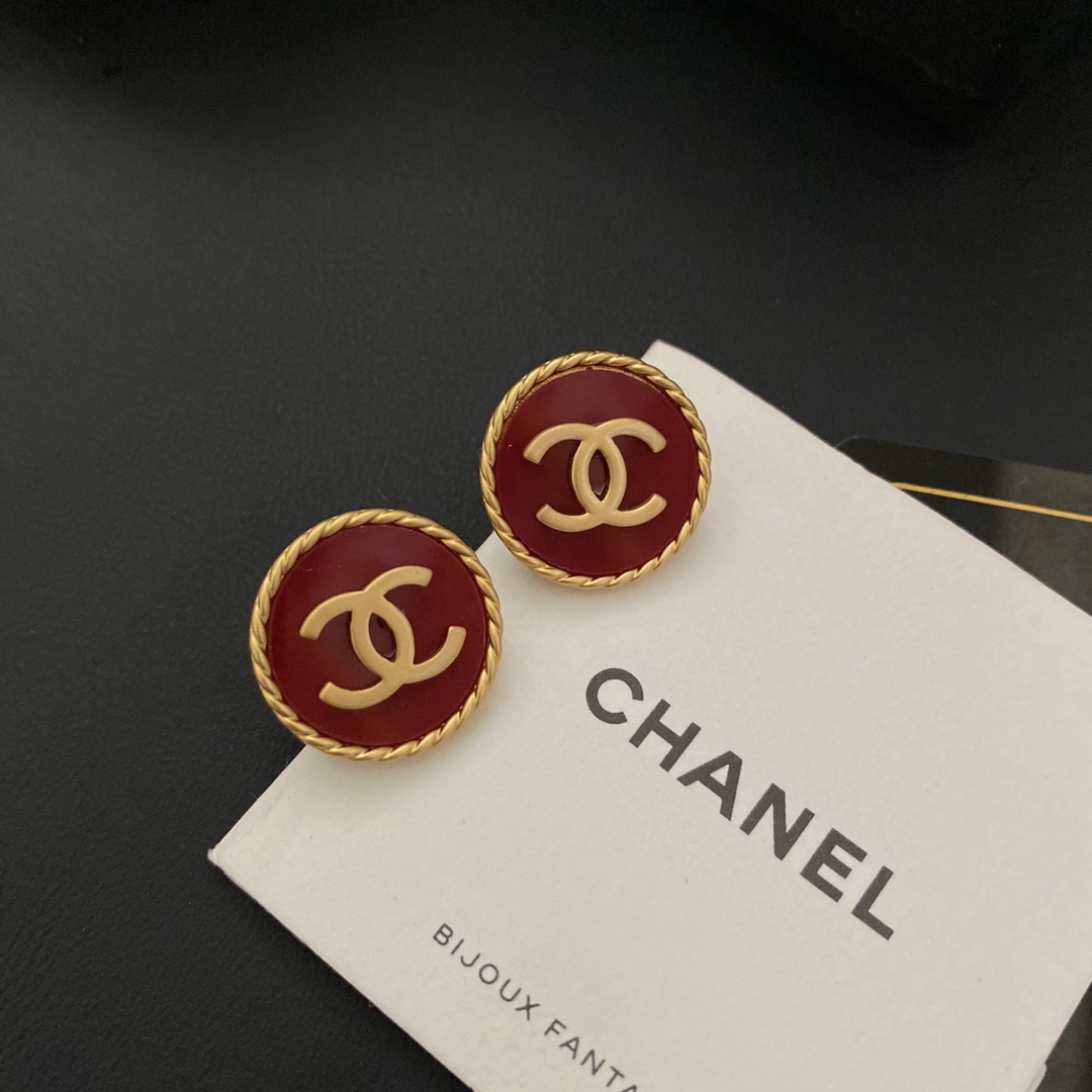 Chanel Cc Earrings Ear Stud 823