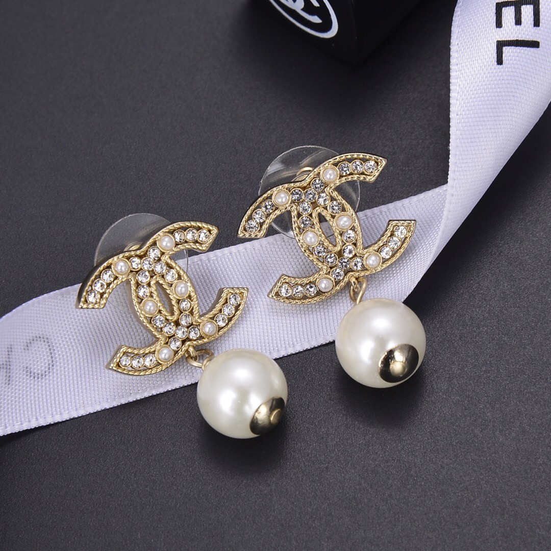 Chanel CC Earrings