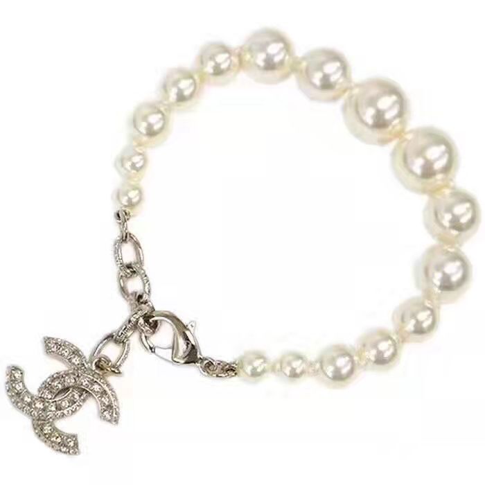 Chanel CC Pearl Bracelet