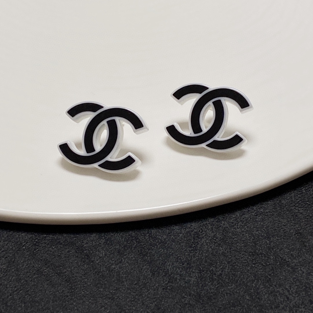 Chanel Earings