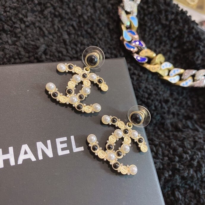 Chanel Earings