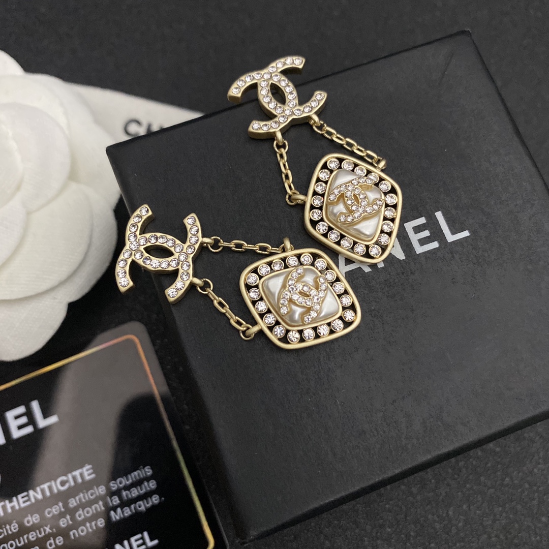 Chanel Earings