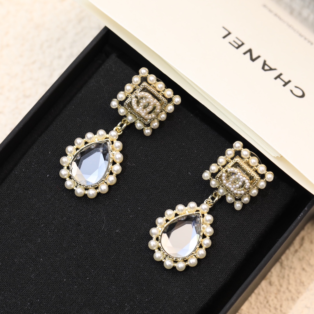 Chanel Earings