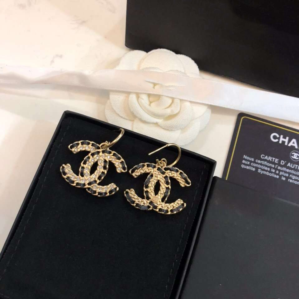 Chanel Earrings C358