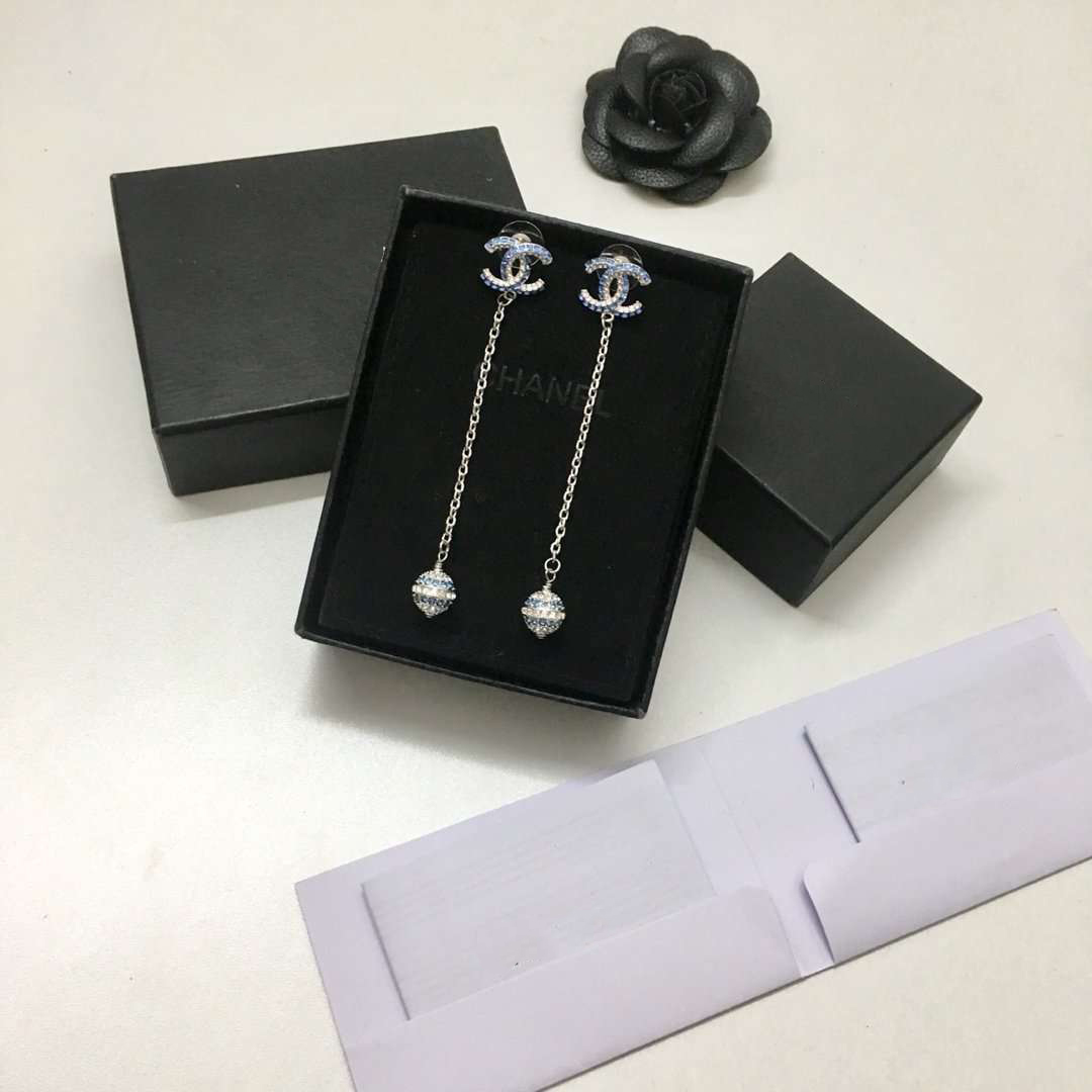 Chanel Earrings C558