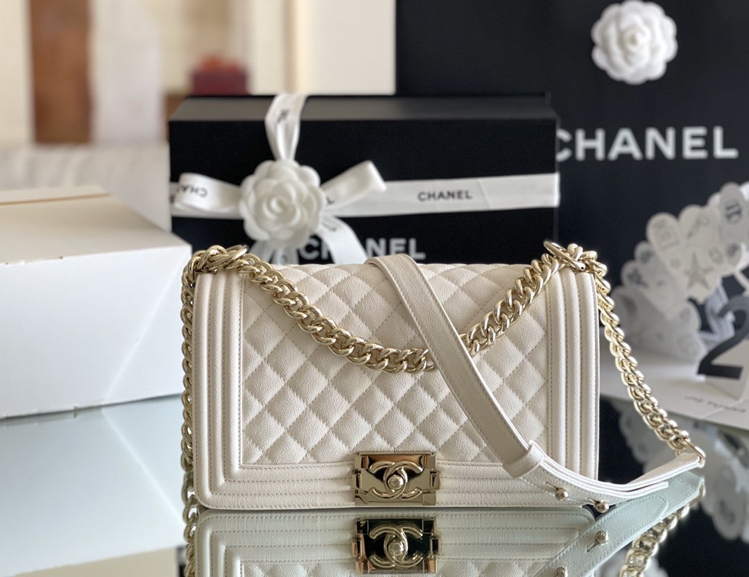 Chanel Medium Classic Flap Bag 25cm White For Women A67086 – Fapert