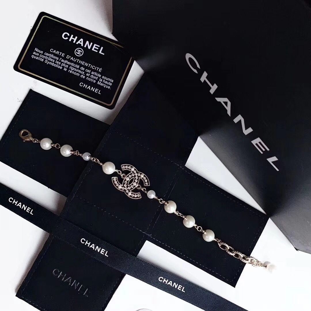 Chanel Necklace Pendant CC Choker