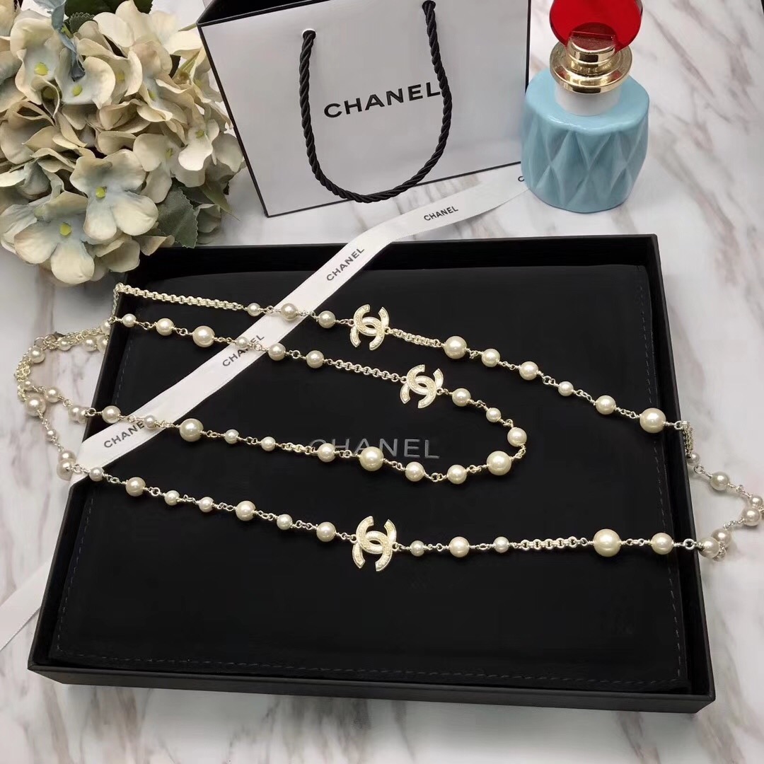 Chanel Pearl Gold Link Necklace