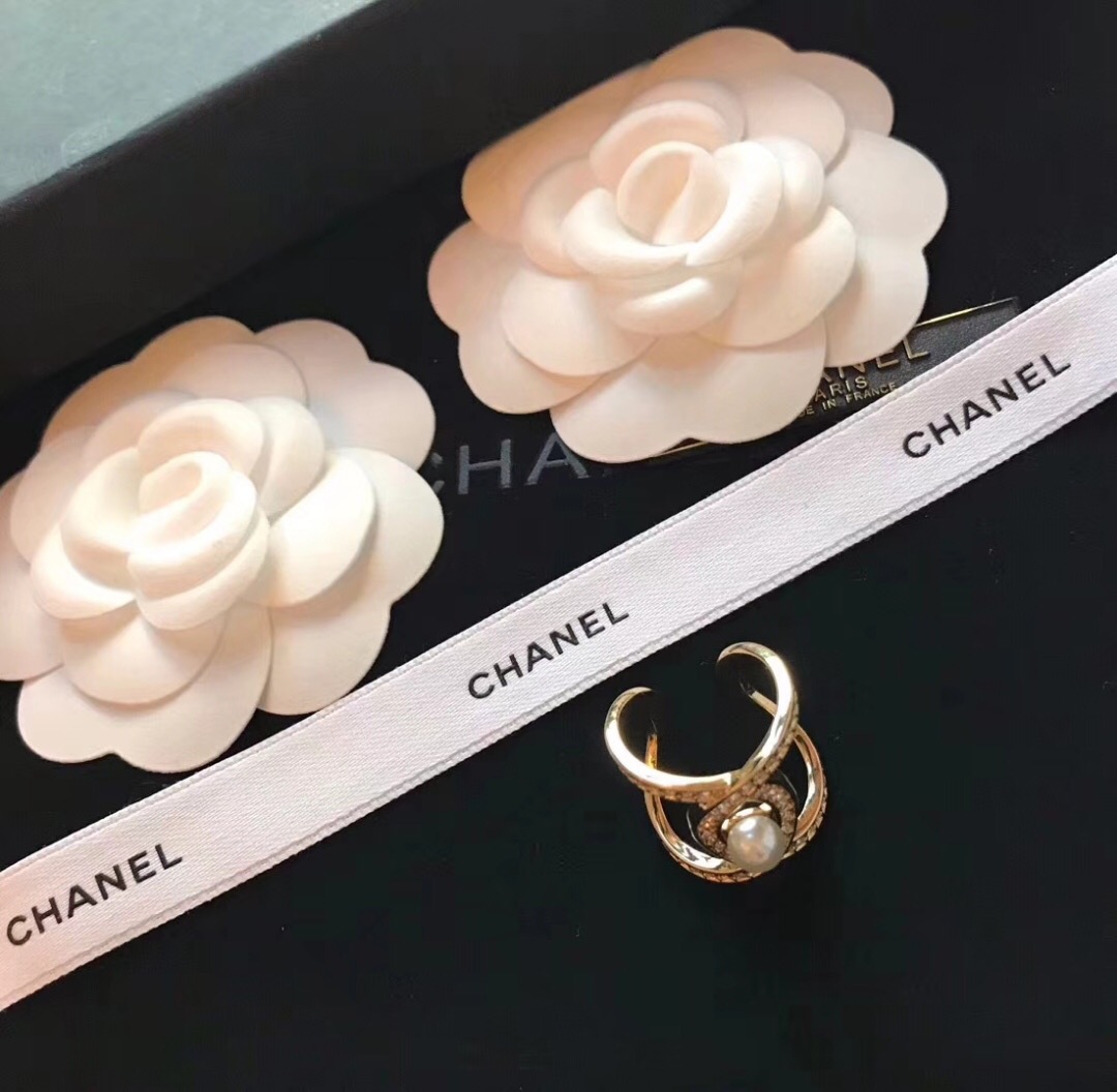 Chanel Pearl Ring