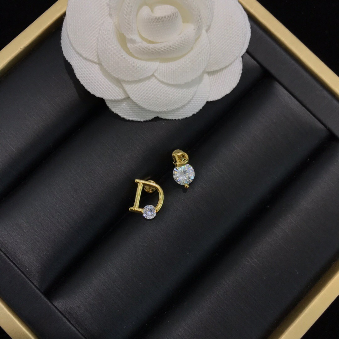 Christian Dior Gold Earrings