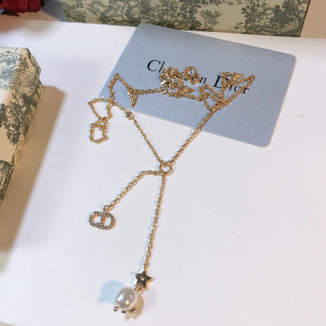 Christian Dior Gold Pendant Necklace