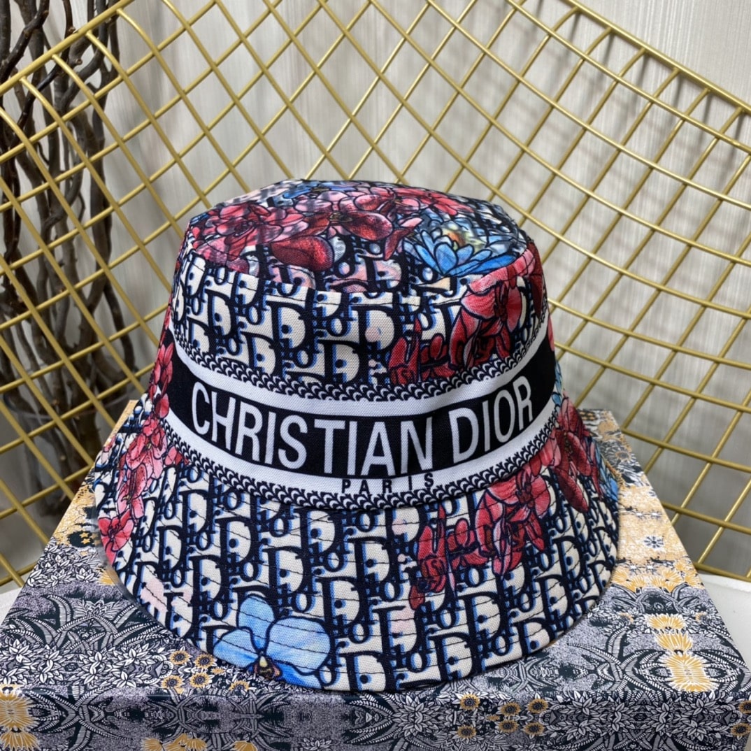 Christian Dior Jack Dior Bucket Hat With Multiple Color