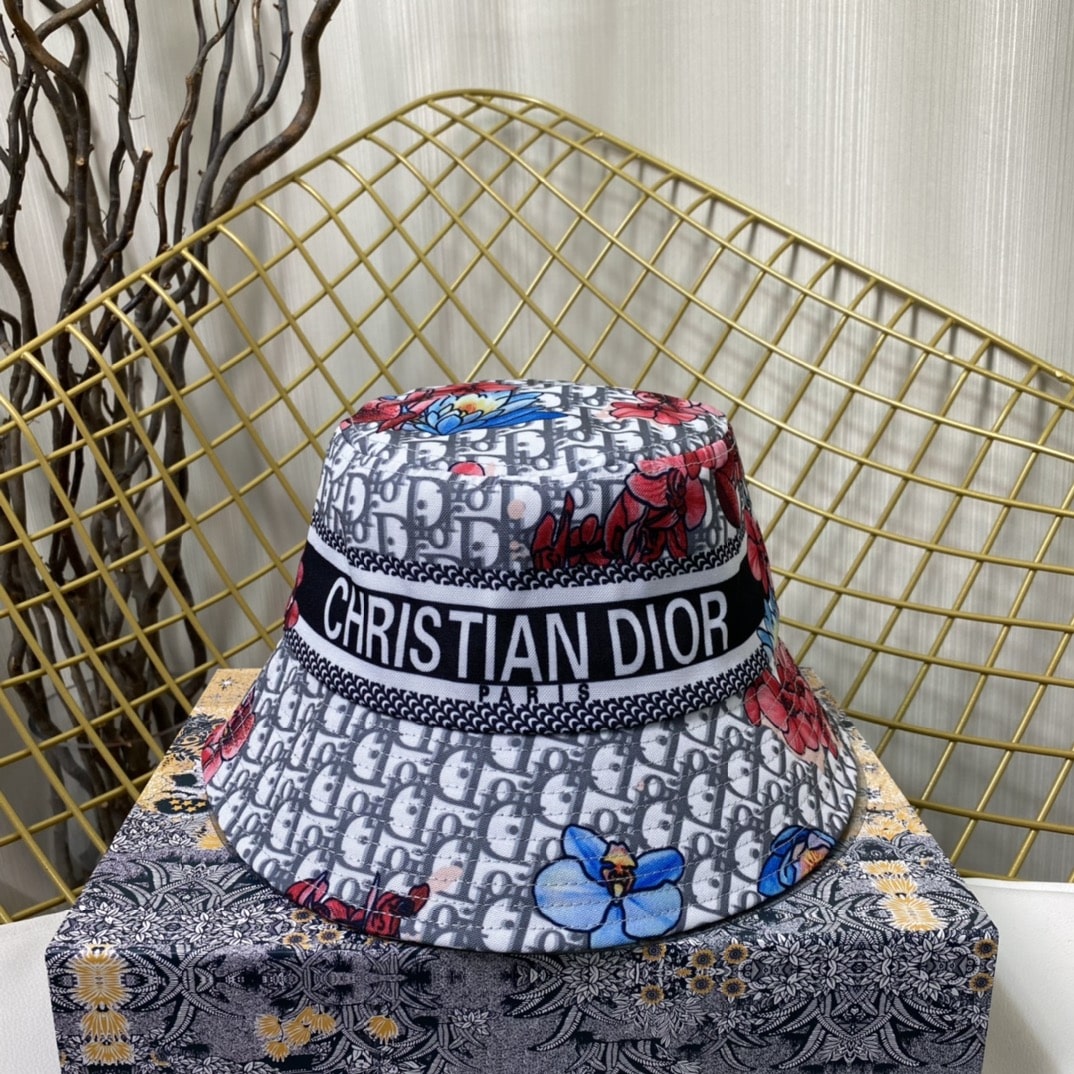 Christian Dior Jack Dior Bucket Hat With Multiple Color