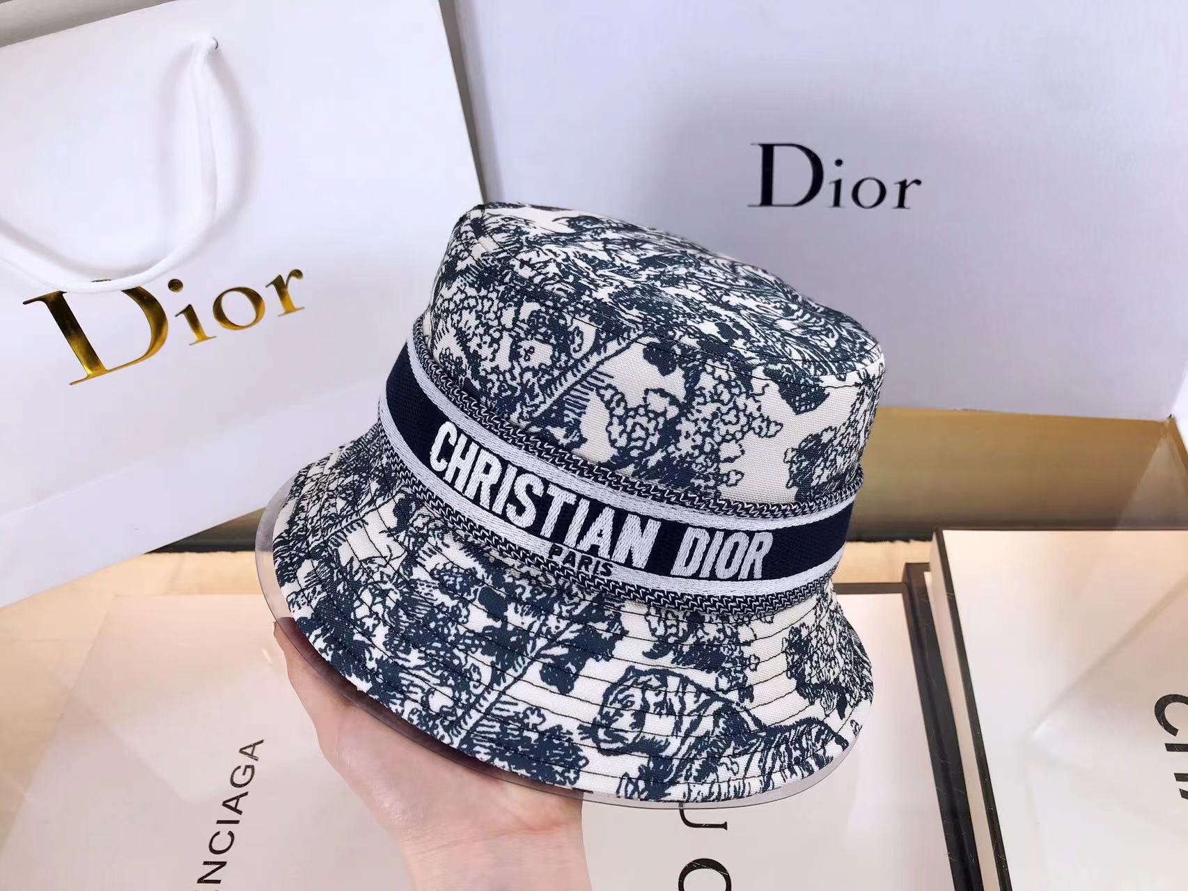 Christian Dior Jack Dior Bucket Hat With Multiple Color