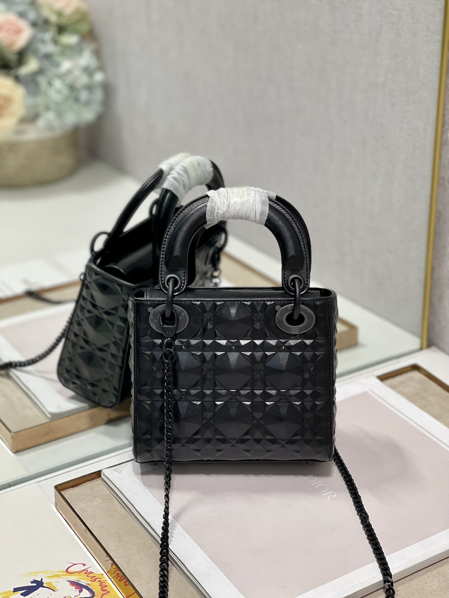 Christian Dior Mini Lady Dior Bag Cannage with Beaded Motif, Black, For Women Women’s Handbags, Crossbody Bags, 17cm CD M0505SNEA_M900 – Fapert