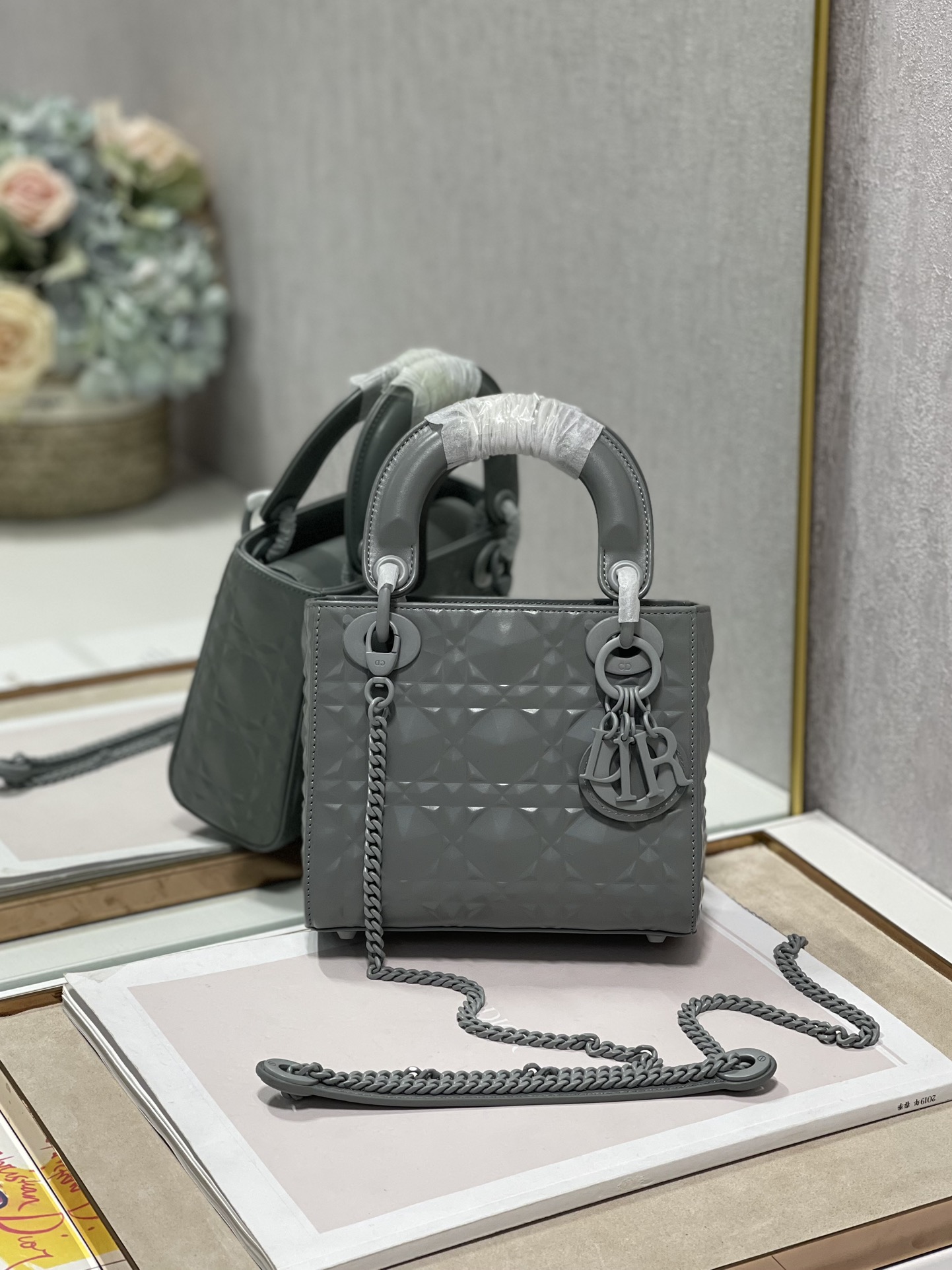 Christian Dior Mini Lady Dior Bag, Dark Grey, For Women Women’s Handbags, Crossbody Bags, 17cm CD – Fapert