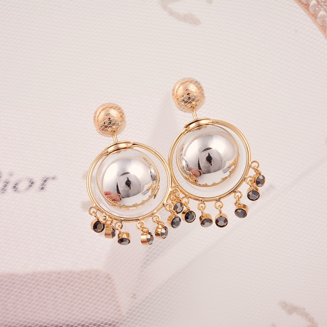 Dior Pearl Earrings