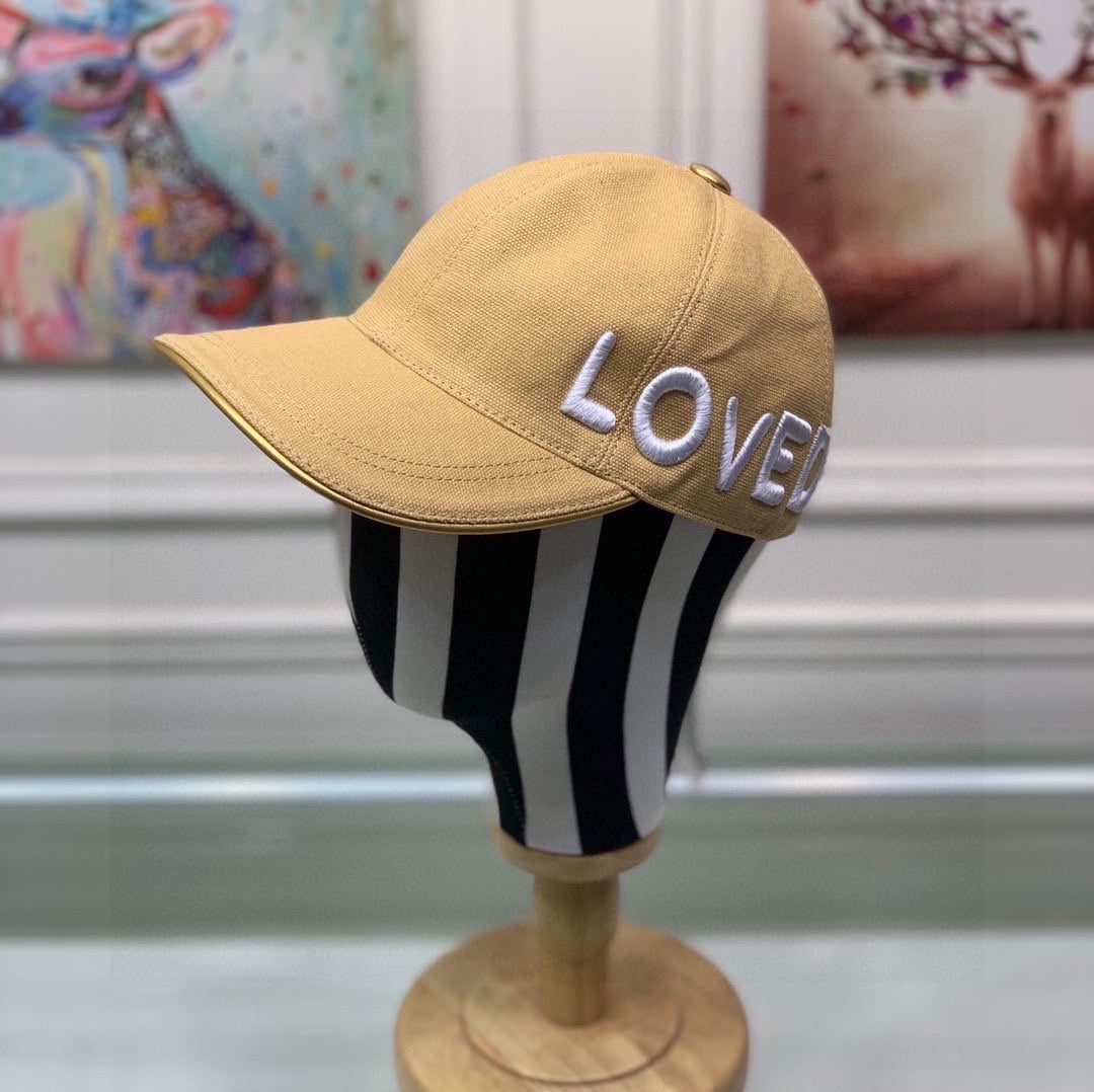 Gucci GG Canvas Baseball Cap Beige