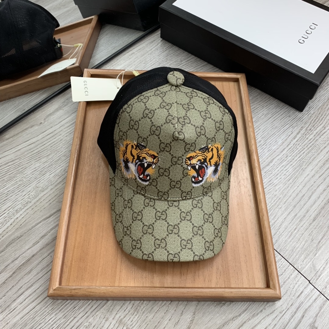 Gucci GG Canvas Baseball Cap Beige