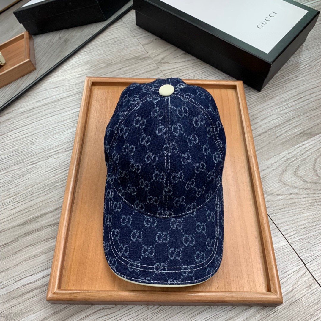 Gucci GG Canvas Baseball Cap Blue