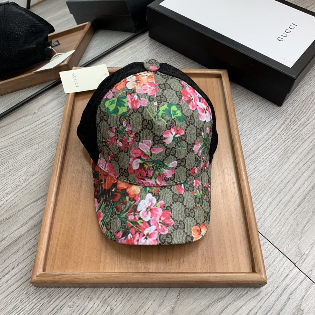 Gucci GG Canvas Baseball Cap Multiple Color