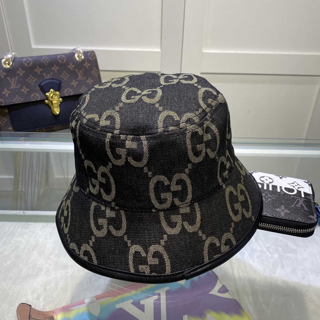 Gucci GG Canvas Bucket Hat Black