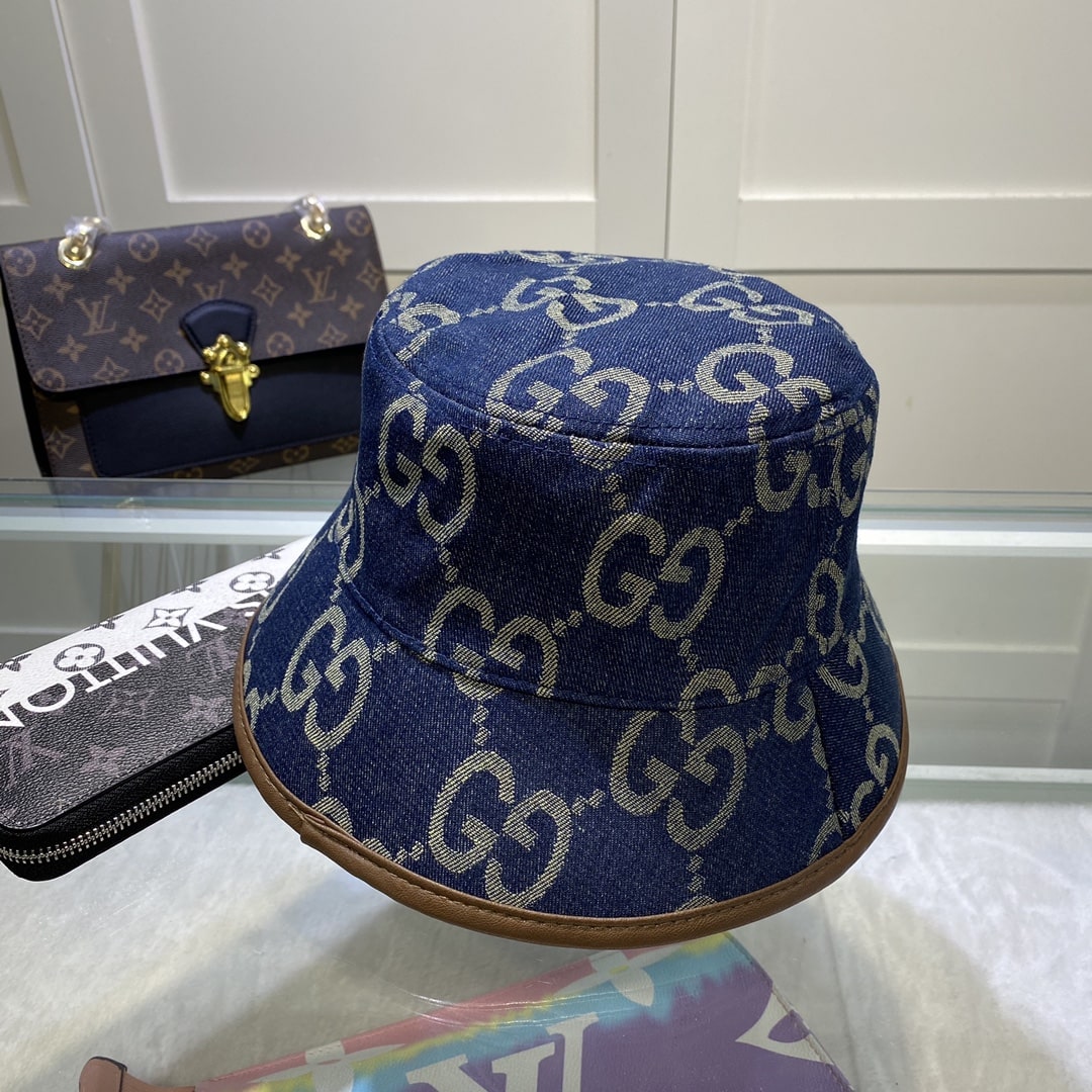 Gucci GG Canvas Bucket Hat Blue