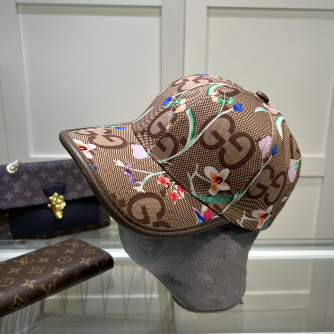 Gucci Jumbo GG Baseball Hat With Floral Embroidery Beige GG Hat 701845 3HAJM 2584