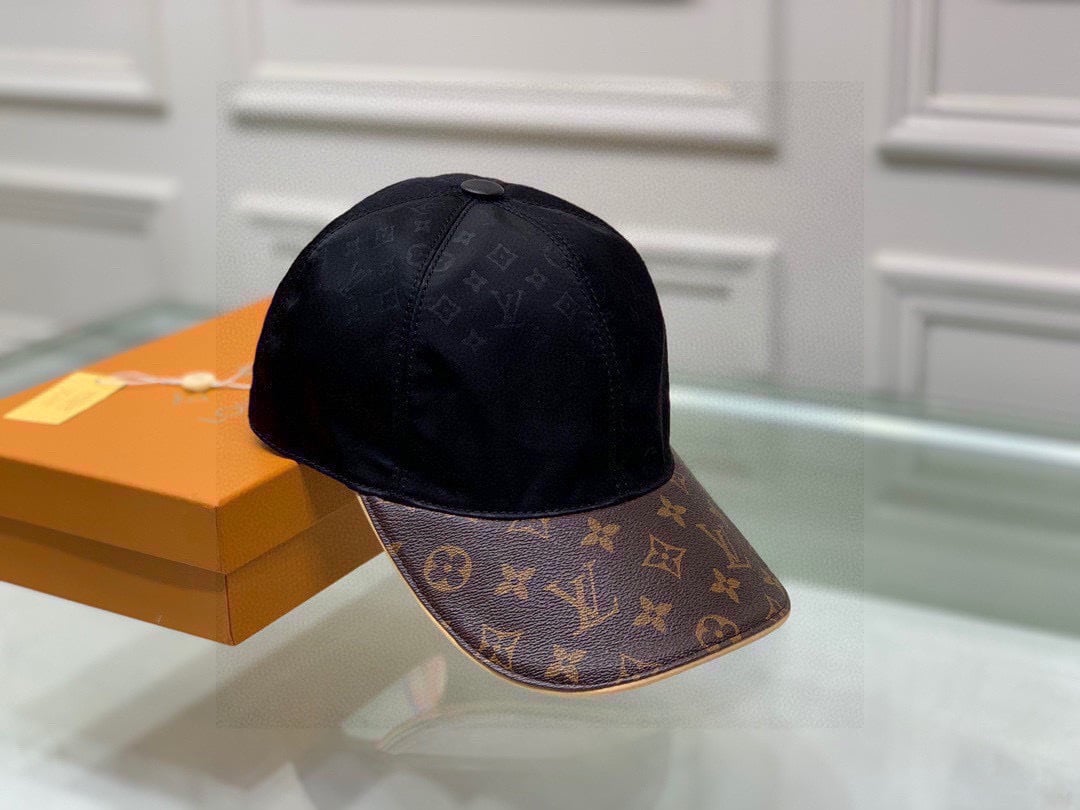 Louis Vuitton Be My Cap Black LV Cap