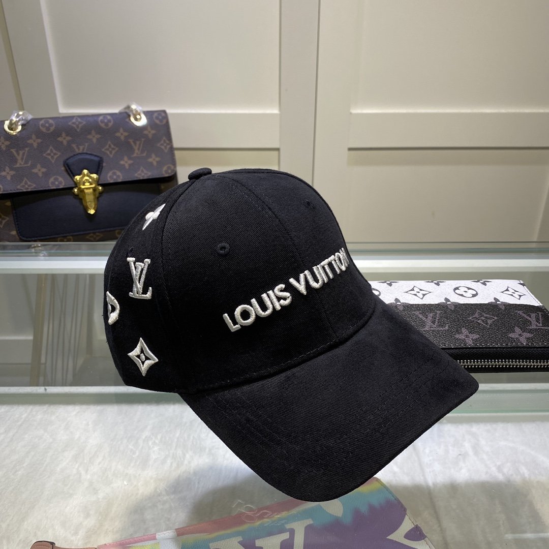 Louis Vuitton Be My Cap In Black