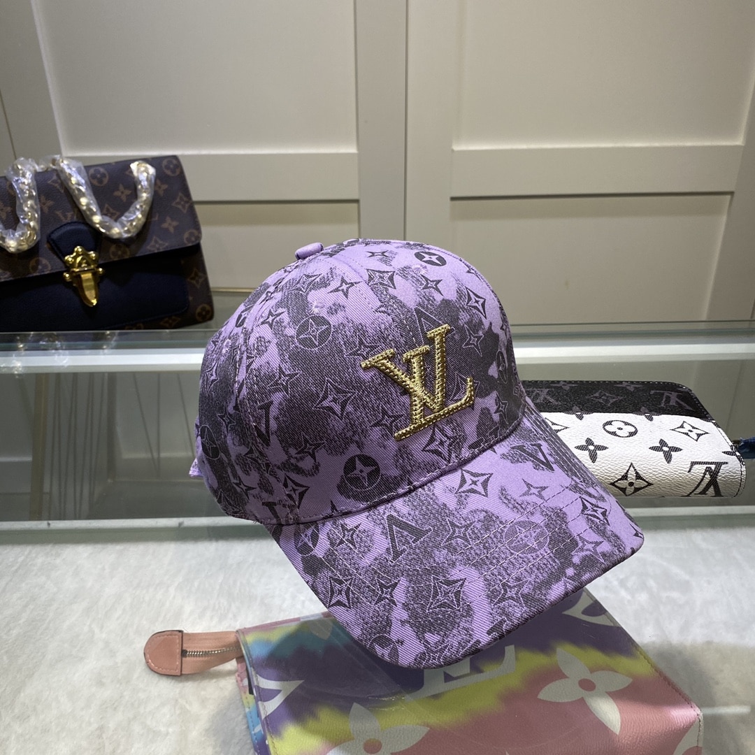 Louis Vuitton Be My Cap In Purple