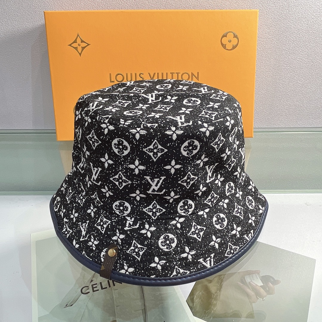 Louis Vuitton Buddy Bucket Hat In Black