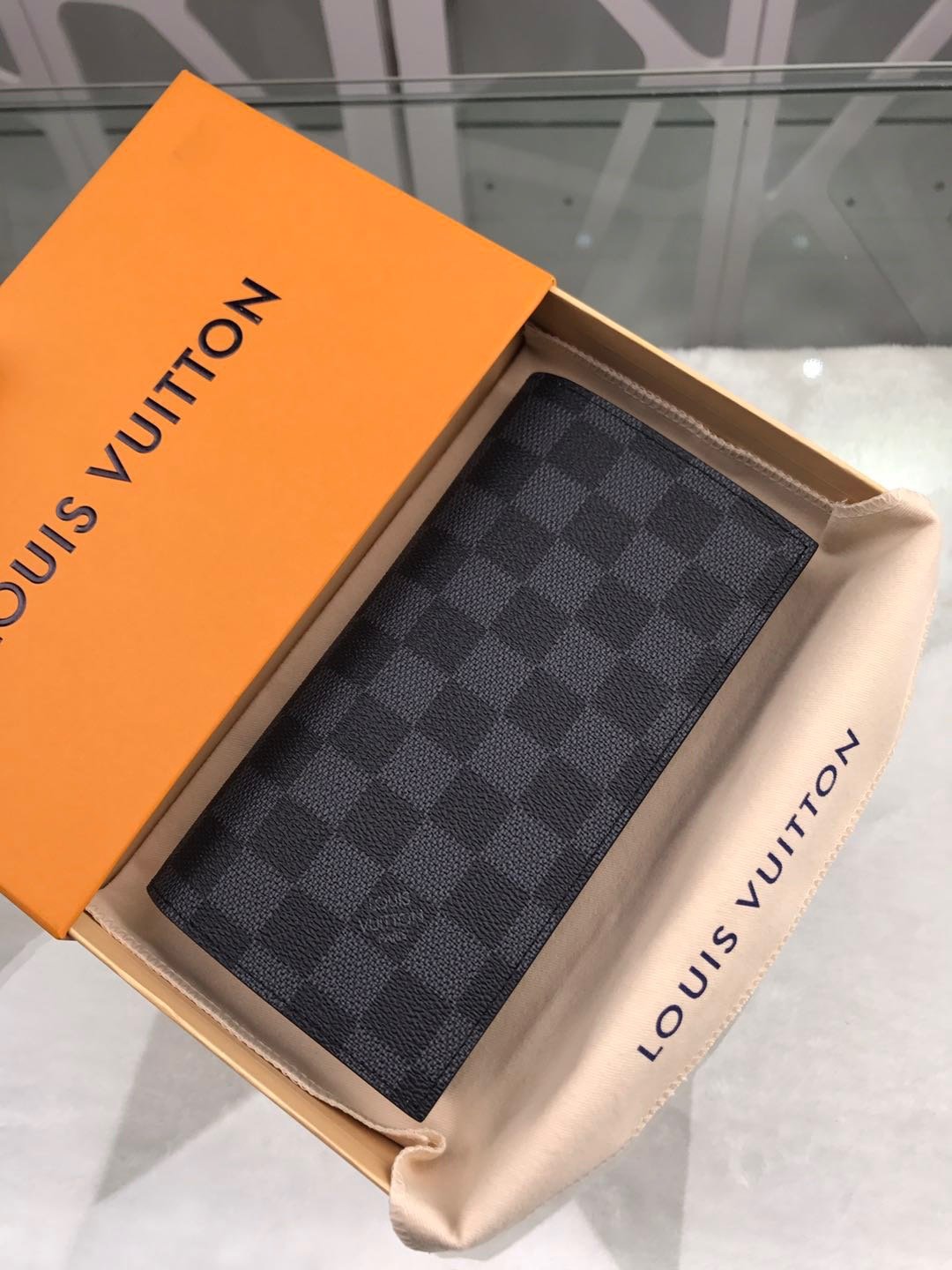 Louis Vuitton Clutch Wallet 9cm Black – Fapert