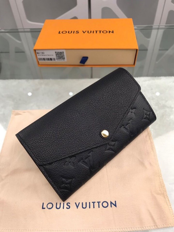 Louis Vuitton Clutch Wallet 9cm Black – Fapert