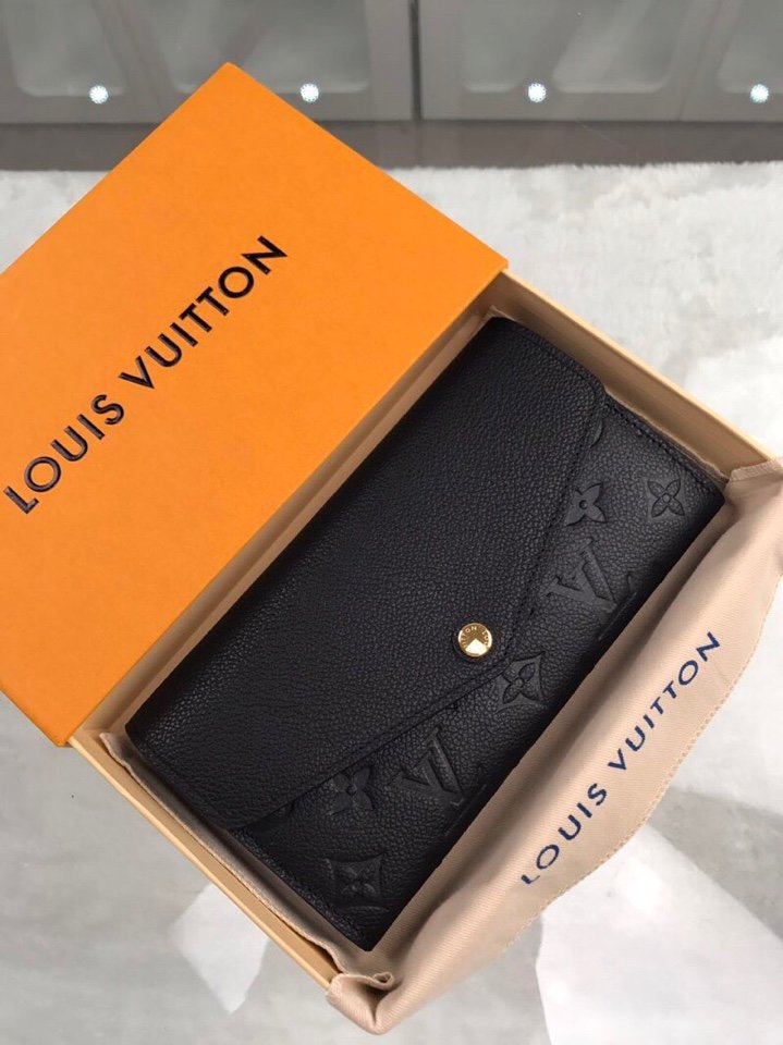 Louis Vuitton Clutch Wallet 9cm Black – Fapert