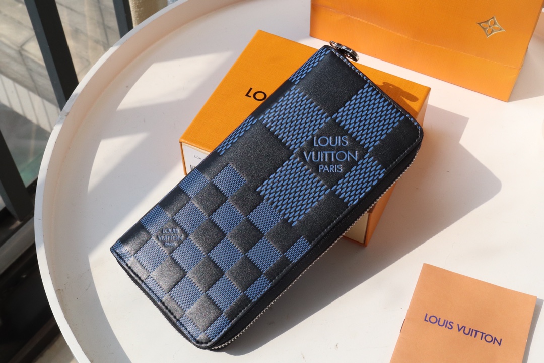 Louis Vuitton Damier Infini Clutch 20cm Blue – Fapert