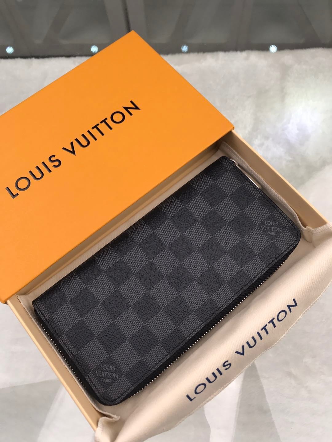 Louis Vuitton Damier Wallet 10cm Black – Fapert