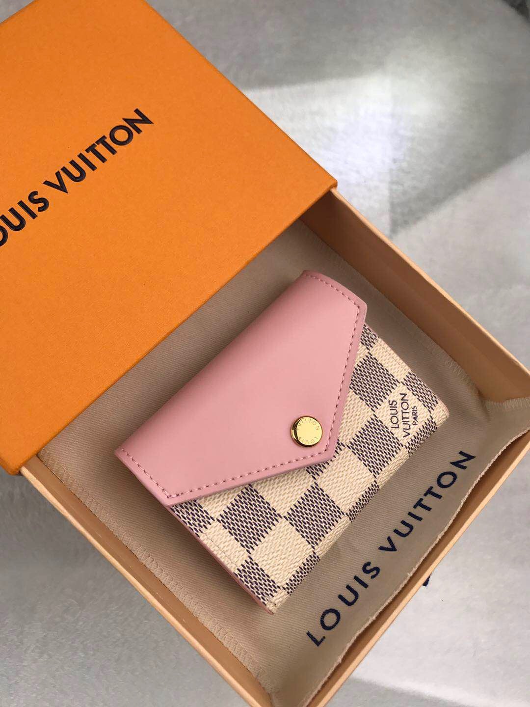 Louis Vuitton Damier Wallet 10cm Pink – Fapert