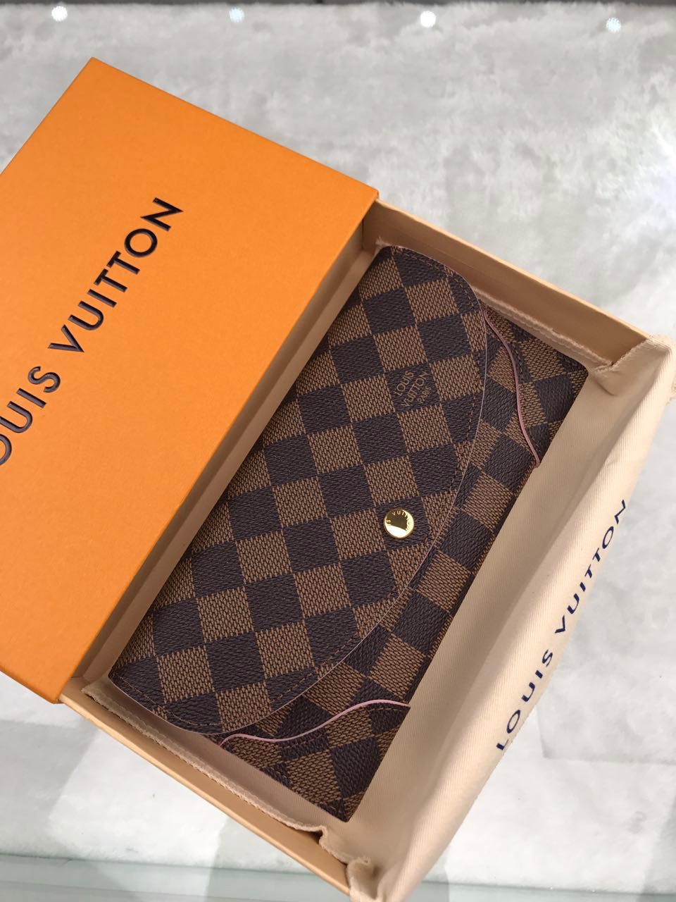 Louis Vuitton Damier Wallet 19cm Brown – Fapert