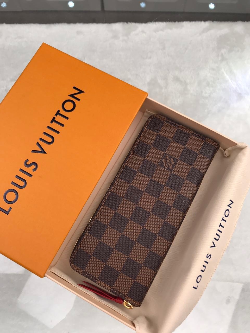 Louis Vuitton Damier Wallet 20cm Brown – Fapert