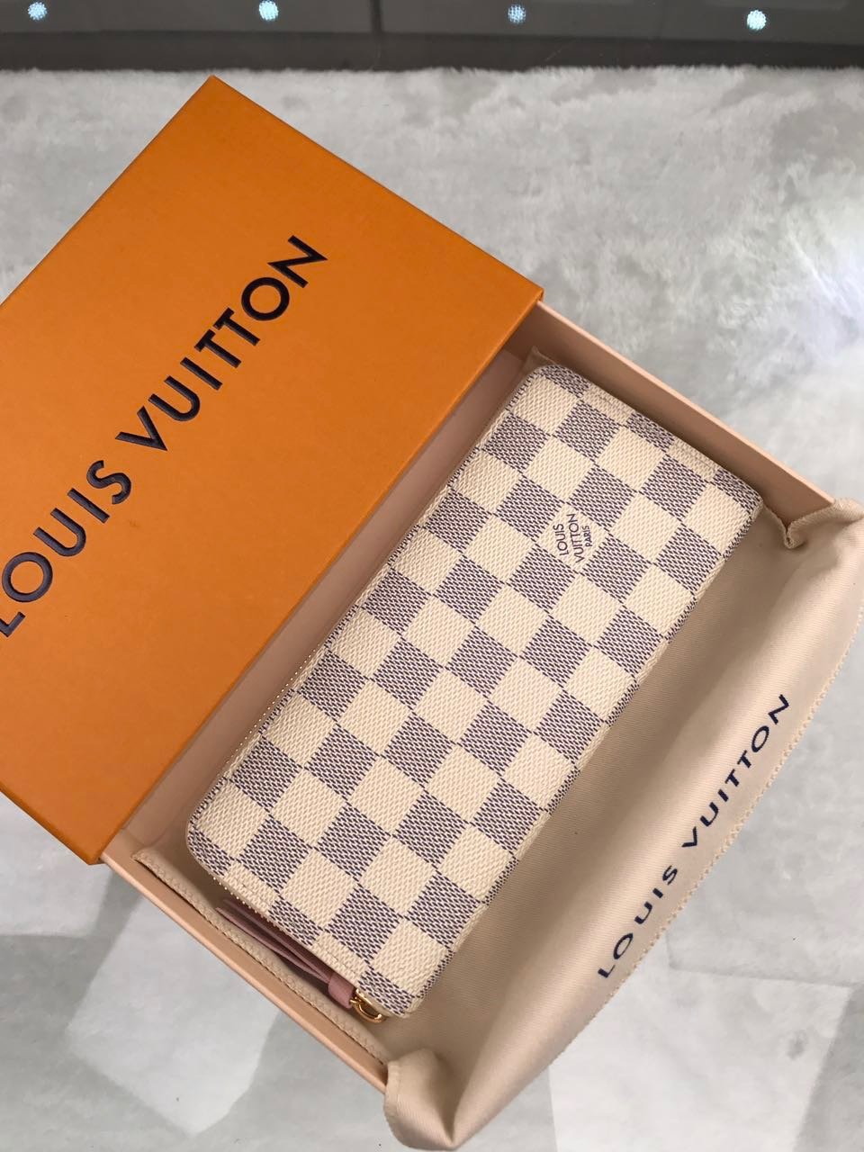 Louis Vuitton Damier Wallet 20cm Cream – Fapert